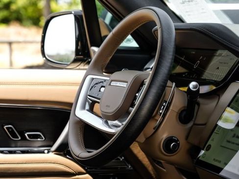 New 2026 Land Rover Range Rover SE AWD/4WD image 17
