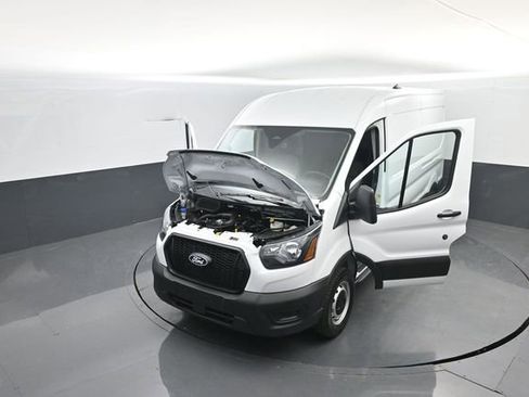 New 2026 Ford Transit 250 148 Medium Roof image 33