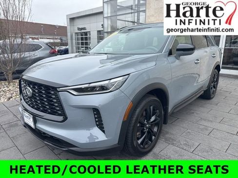 Certified 2025 INFINITI QX60 Luxe w/ Black Edition AWD/4WD image 3