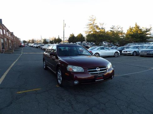 Used 2002 Nissan Maxima SE image 2