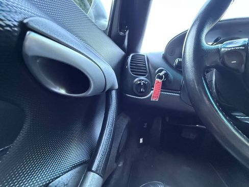 Used 2002 Porsche Boxster RWD image 25