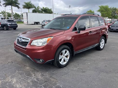 Used 2016 Subaru Forester 2.5i Limited w/ Popular Package #2 AWD/4WD image 4
