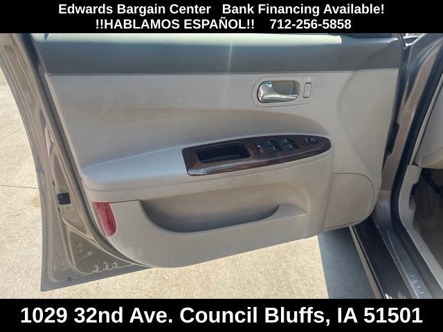 Used 2007 Buick LaCrosse CX w/ Chrome Enhancement Package FWD image 14