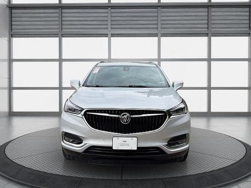Used 2020 Buick Enclave Premium w/ Trailering Package, 5000 lbs. AWD/4WD image 9