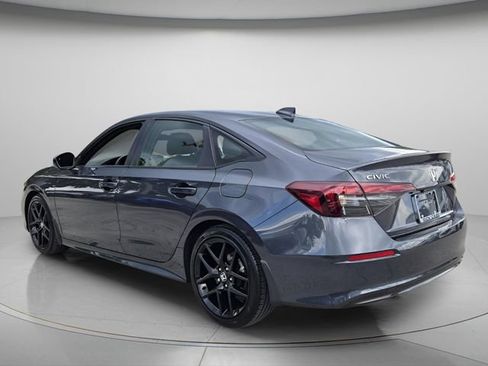 Used 2025 Honda Civic Sport image 7