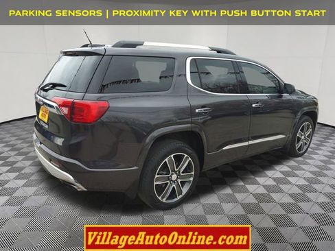 Used 2019 GMC Acadia Denali w/ Technology Package AWD/4WD image 4