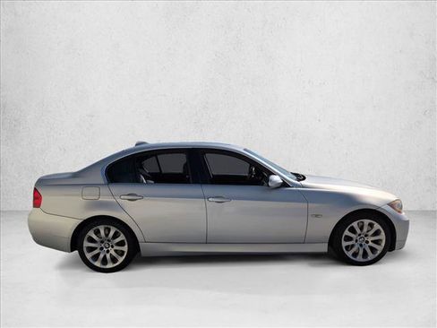 Used 2007 BMW 335i Sedan image 4