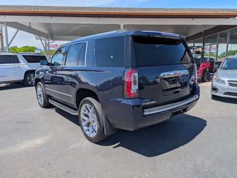 Used 2017 GMC Yukon Denali AWD/4WD image 5