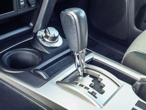 Used 2018 Toyota 4Runner SR5 image 9