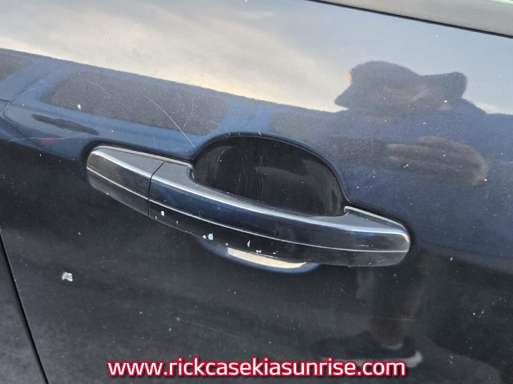 Used 2014 Ford Focus SE w/ SE Sport Package FWD image 5