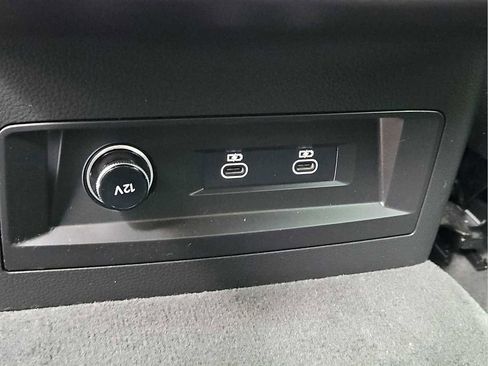 Certified 2023 Audi SQ8 Premium Plus w/ Executive Package AWD/4WD image 32