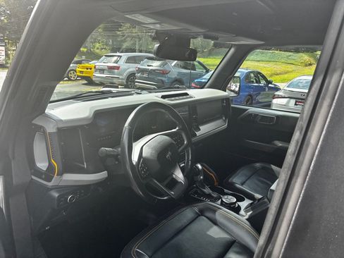 Used 2022 Ford Bronco Badlands w/ Sasquatch Package AWD/4WD image 28