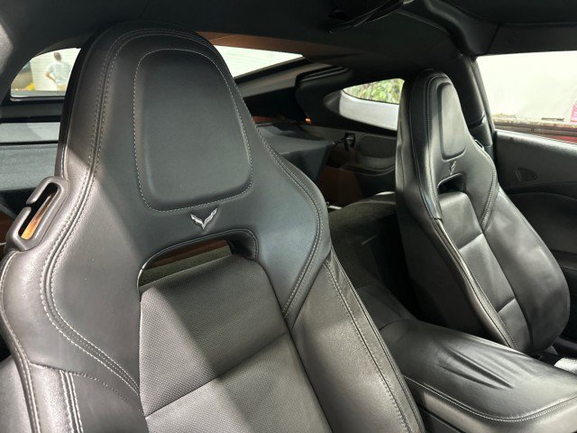 Used 2017 Chevrolet Corvette Stingray Coupe RWD image 45