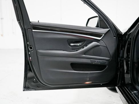 Used 2015 BMW 528i Sedan image 29