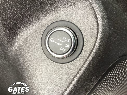 Used 2023 Buick Encore GX Essence w/ Experience Buick Package AWD/4WD image 24
