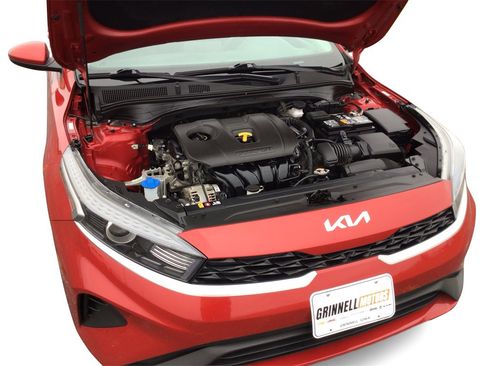 Used 2023 Kia Forte LXS image 11