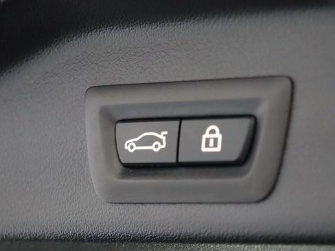 Used 2019 BMW X5 xDrive40i w/ Premium Package image 36