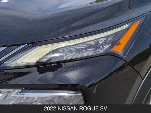 Used 2022 Nissan Rogue SV FWD image 10
