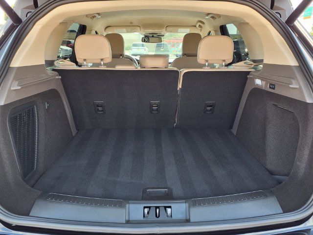 Certified 2022 Lincoln Corsair FWD w/ Equipment Group 101A image 25