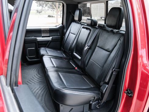Used 2019 Ford F250 Lariat w/ Lariat Ultimate Package AWD/4WD image 36