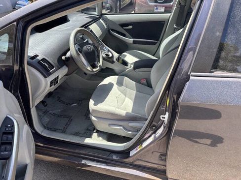 Used 2011 Toyota Prius Two image 17