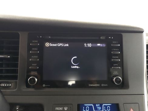 Used 2020 Toyota Sienna LE FWD image 7