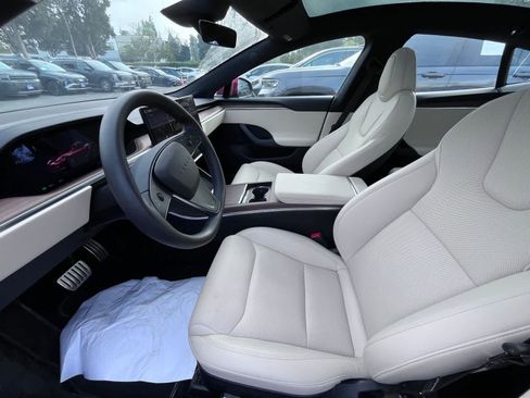 Used 2023 Tesla Model S Standard Range image 6