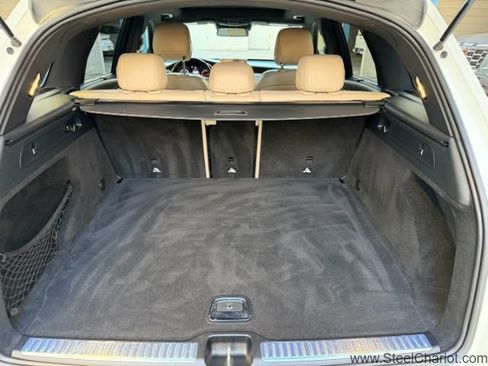 Used 2017 Mercedes-Benz GLC 300 4MATIC image 27