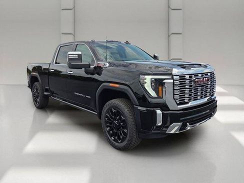 New 2026 GMC Sierra 2500 Denali AWD/4WD image 7