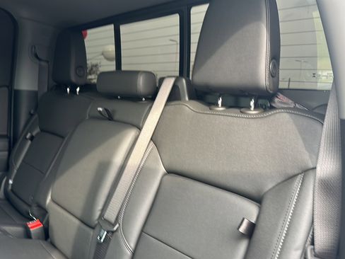 Used 2024 GMC Sierra 1500 Elevation w/ Elevation Premium Package image 19