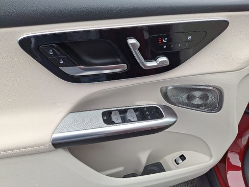 New 2026 Mercedes-Benz GLC 300 GLC 300 image 10