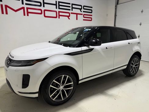 Used 2024 Land Rover Range Rover Evoque S AWD/4WD image 2