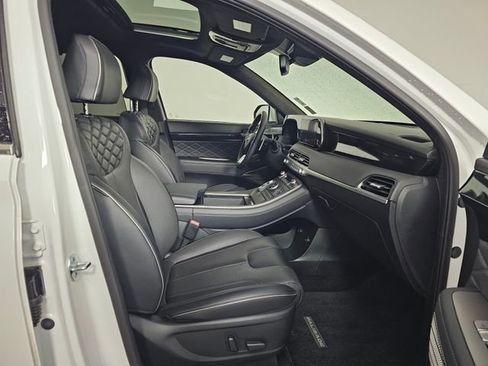 Used 2022 Hyundai Palisade Calligraphy image 46