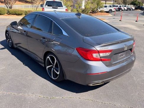 Used 2019 Honda Accord Sport image 11