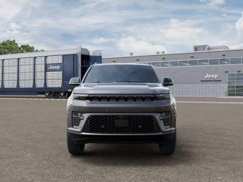 New 2026 Jeep Grand Wagoneer L Limited AWD/4WD image 6