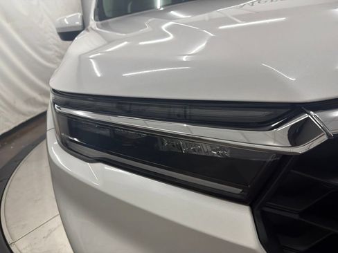 Used 2024 Honda Pilot EX-L image 10