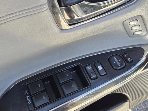 Used 2014 Toyota Avalon XLE Touring FWD image 13