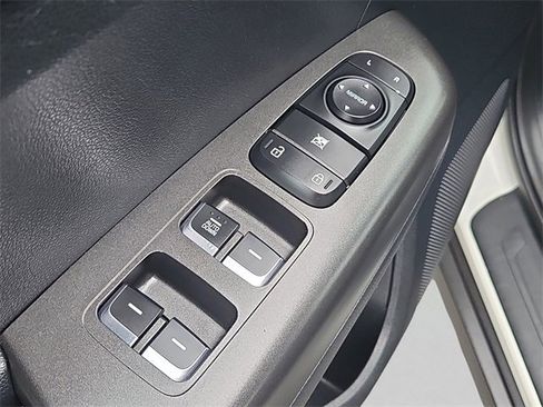 Used 2017 Kia Sportage LX image 21