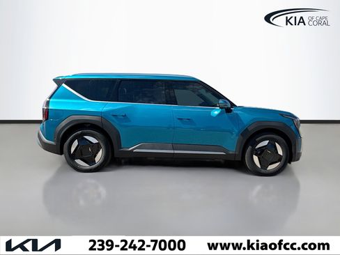 New 2026 Kia EV9 Wind image 6