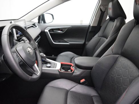 Used 2021 Toyota RAV4 TRD Off-Road w/ TRD Off-Road Weather Package AWD/4WD image 10