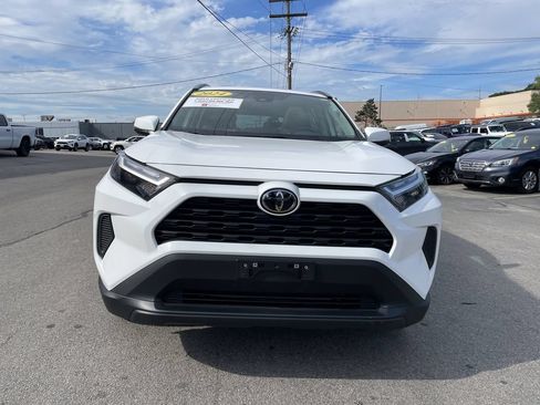 Used 2024 Toyota RAV4 XLE w/ Convenience Package AWD/4WD image 5