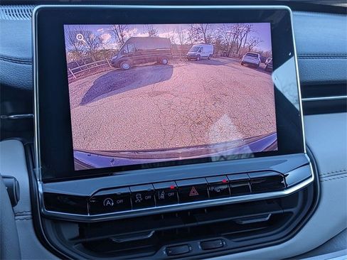 New 2025 Jeep Compass Limited w/ Sun & Sound Group image 23