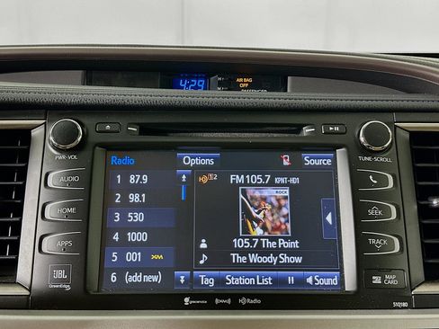 Used 2017 Toyota Highlander Limited w/ Protection Package #3 AWD/4WD image 21