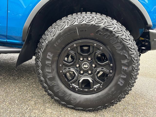 Used 2023 Ford Bronco Wildtrak AWD/4WD image 25