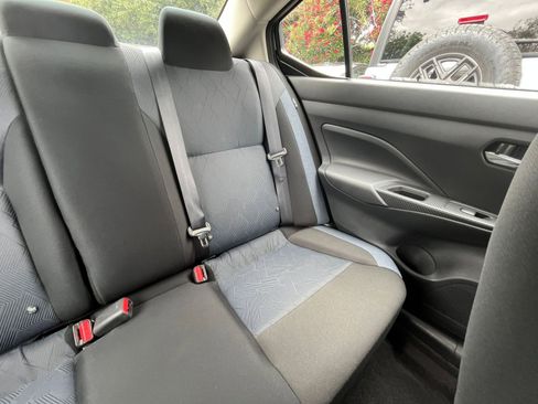 Used 2025 Nissan Versa SV FWD image 35