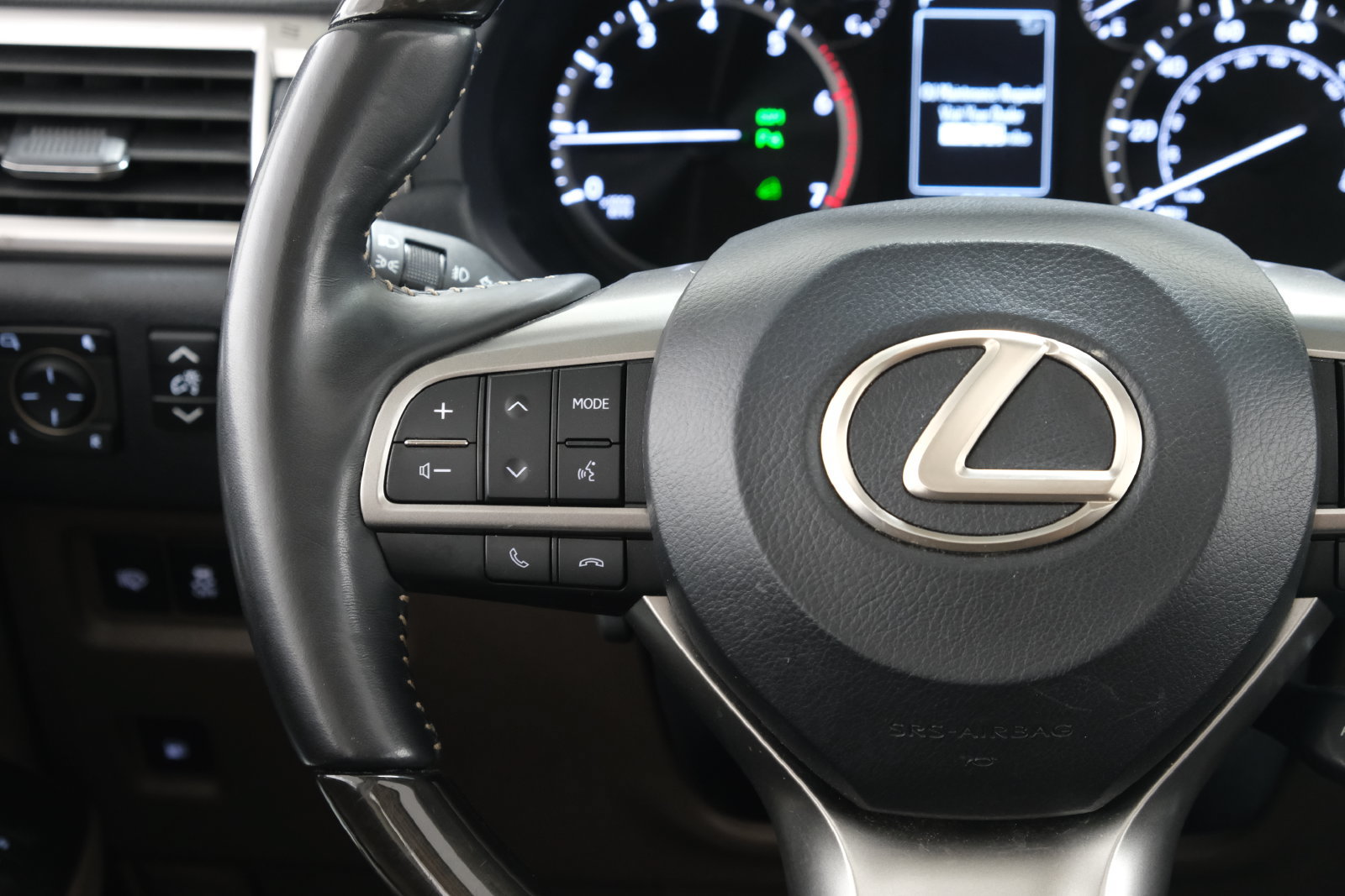 Used 2023 Lexus GX 460 Premium w/ Premium Package AWD/4WD image 12