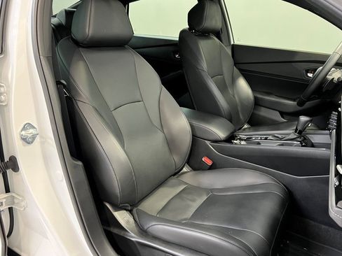 Used 2024 Honda Accord Sport image 13