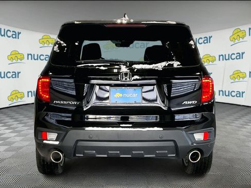 Used 2025 Honda Passport EX-L image 5