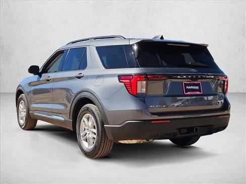 New 2025 Ford Explorer Active image 9