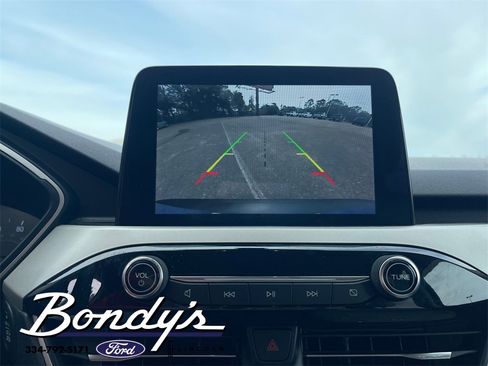 Used 2020 Ford Escape SE image 8